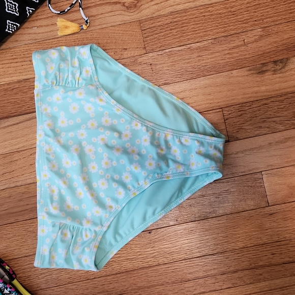 Bikini separates size small - Picture 2 of 5